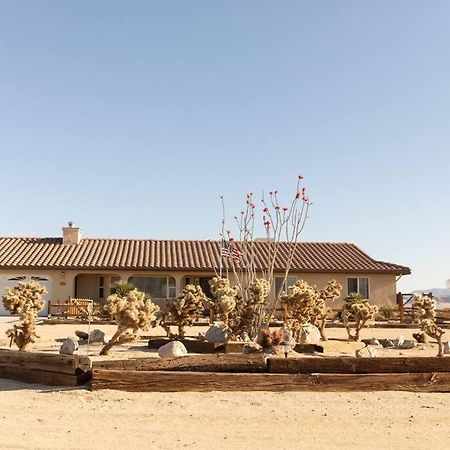 Sun Runner - Serene Desert Home W/Pool & Hot Tub Twentynine Palms Dış mekan fotoğraf