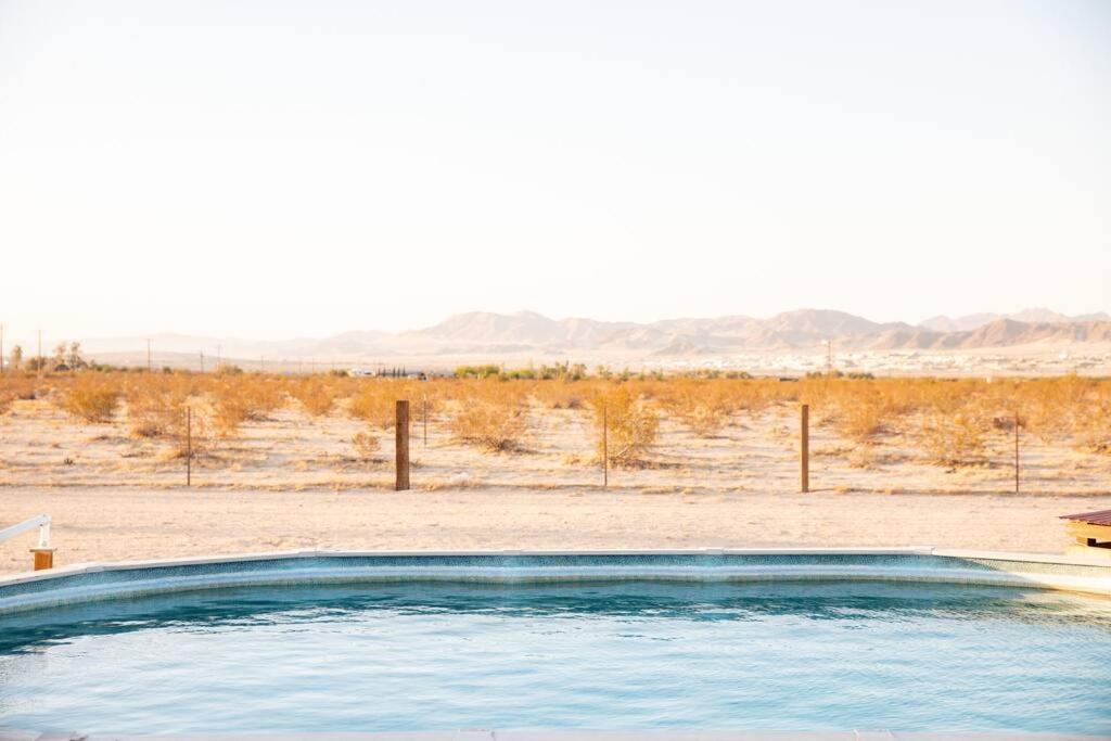 Sun Runner - Serene Desert Home W/Pool & Hot Tub Twentynine Palms Dış mekan fotoğraf