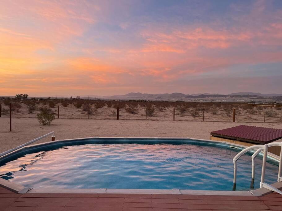 Sun Runner - Serene Desert Home W/Pool & Hot Tub Twentynine Palms Dış mekan fotoğraf